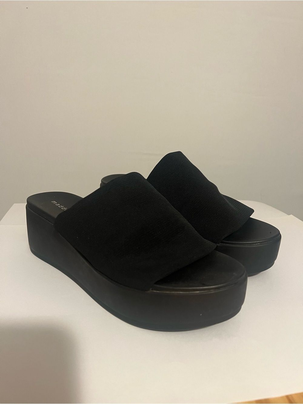 Madden Girl Black Slide Platform Sandals Women's Comfort Slides - Picture 6 of 6